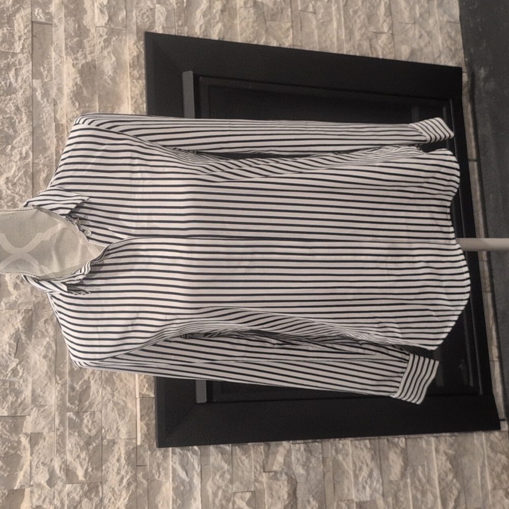 H&M White And Navy Stripe Button-up Blouse